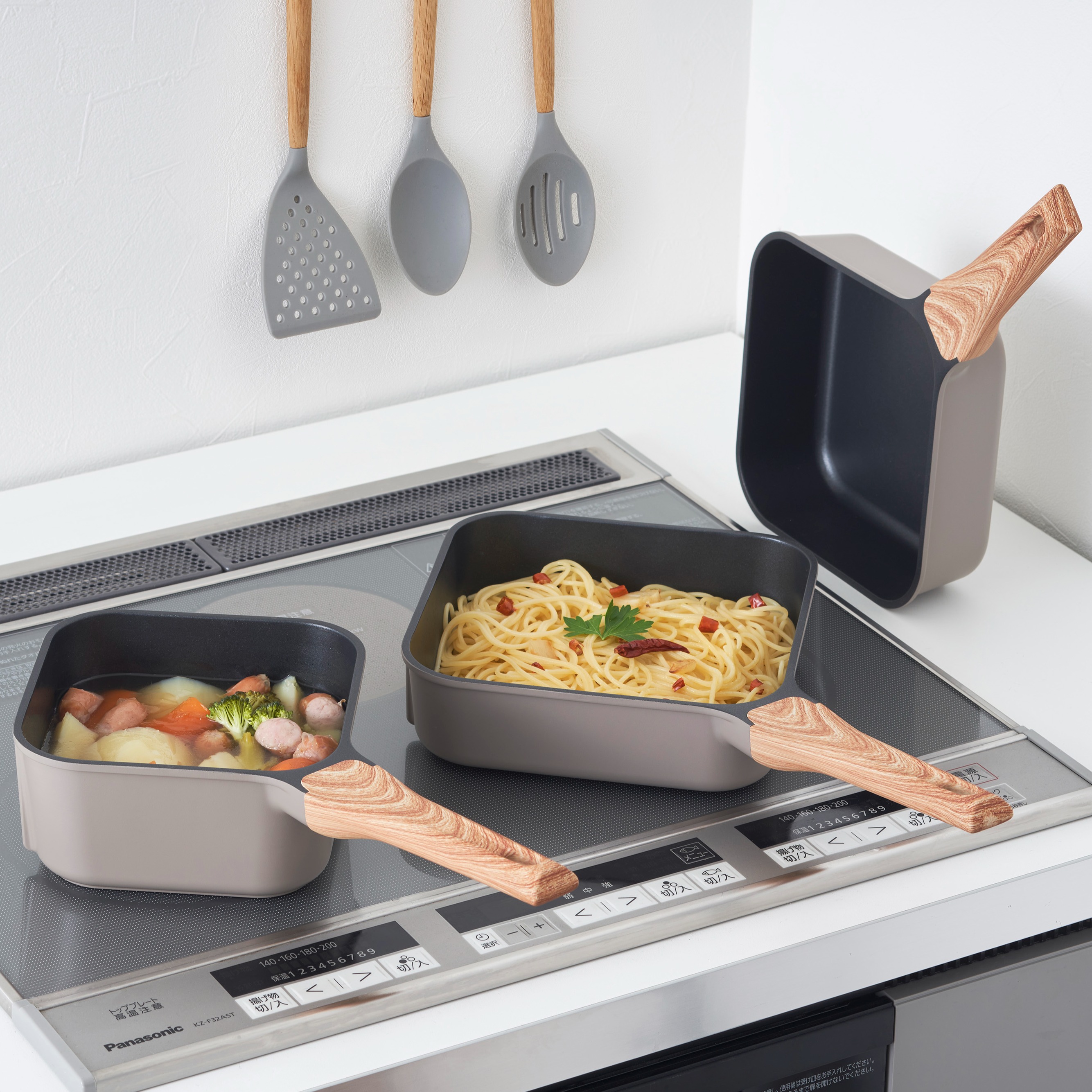 日本話題「sutto」方形四角鍋具超熱賣!奶茶灰+木紋柄絕美新色必須擁有