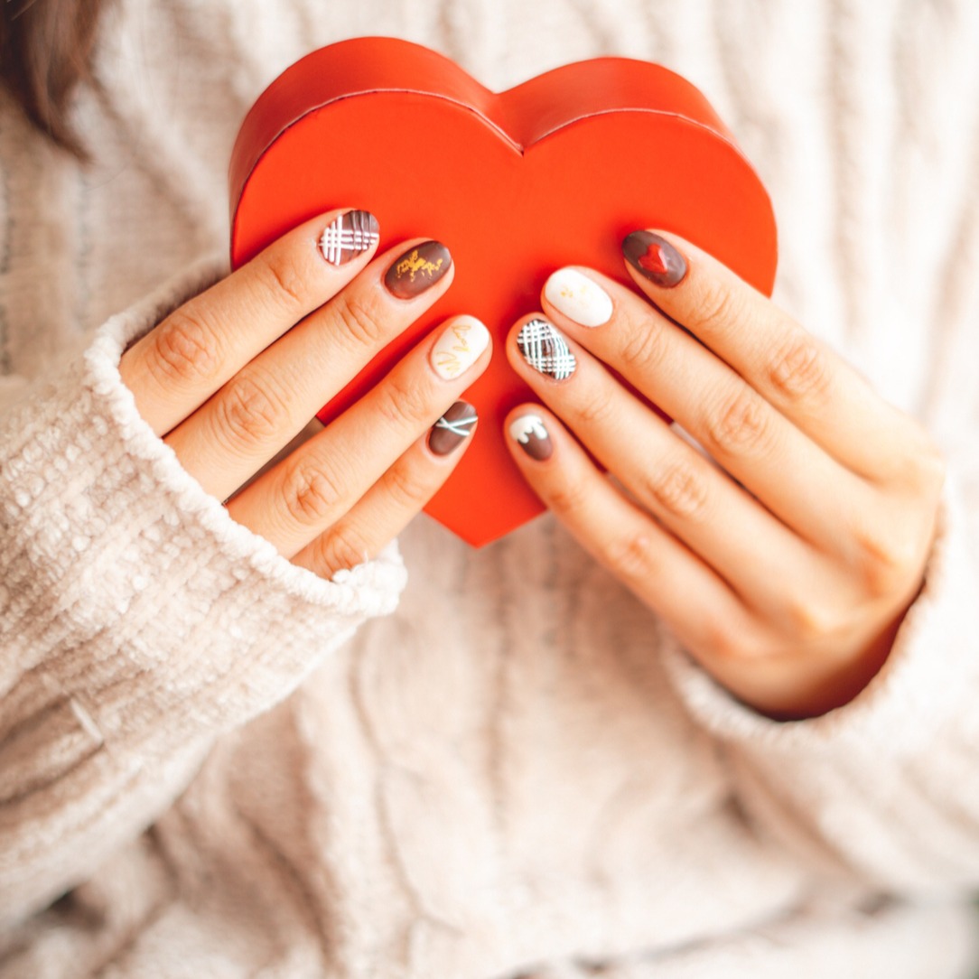 為什麼情人節日本是女生送男生巧克力？日本情人節文化大公開