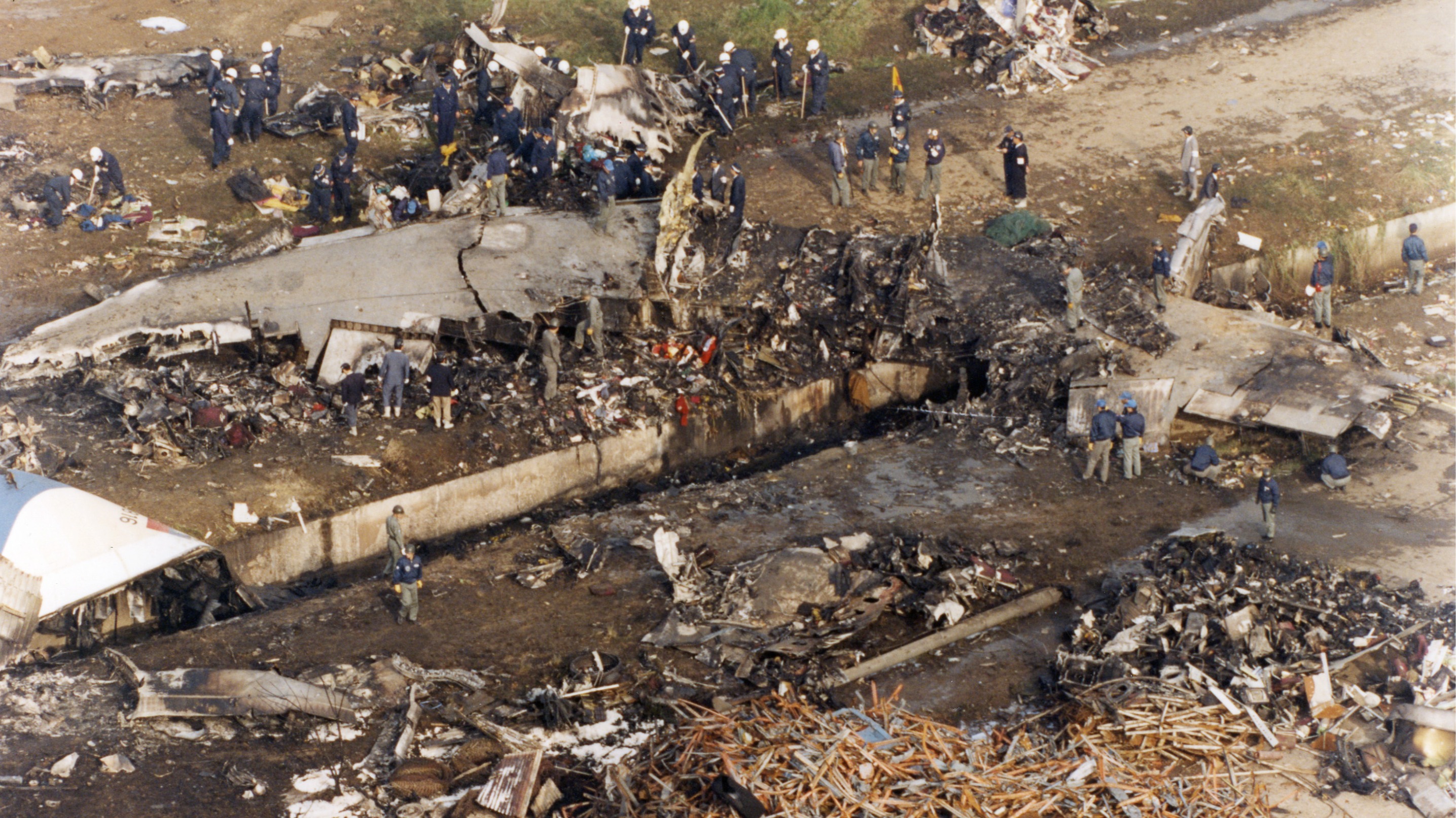 因這個台日共同悲劇導致華航在日本改名？日本史上第二大空難「中華航空140號班機空難」