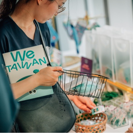 「We TAIWAN」於關西世博盛大開幕！核心展覽《臺灣光譜》與超人氣吉祥物「a-We」吸引觀展人潮