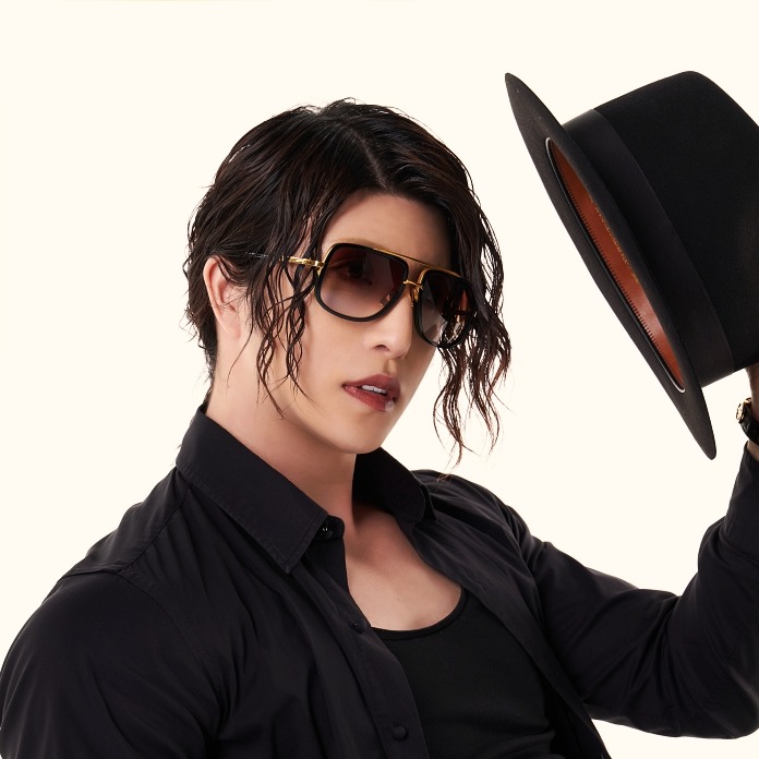 【Japaholic 專訪】 現代男公關界帝王 ROLAND 華麗轉身為企業家 擊敗自卑維持滿滿正能量的秘訣在此