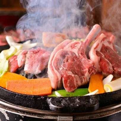 光是香味就可以配白飯的料理！2022年北海道必吃成吉思汗烤肉5選