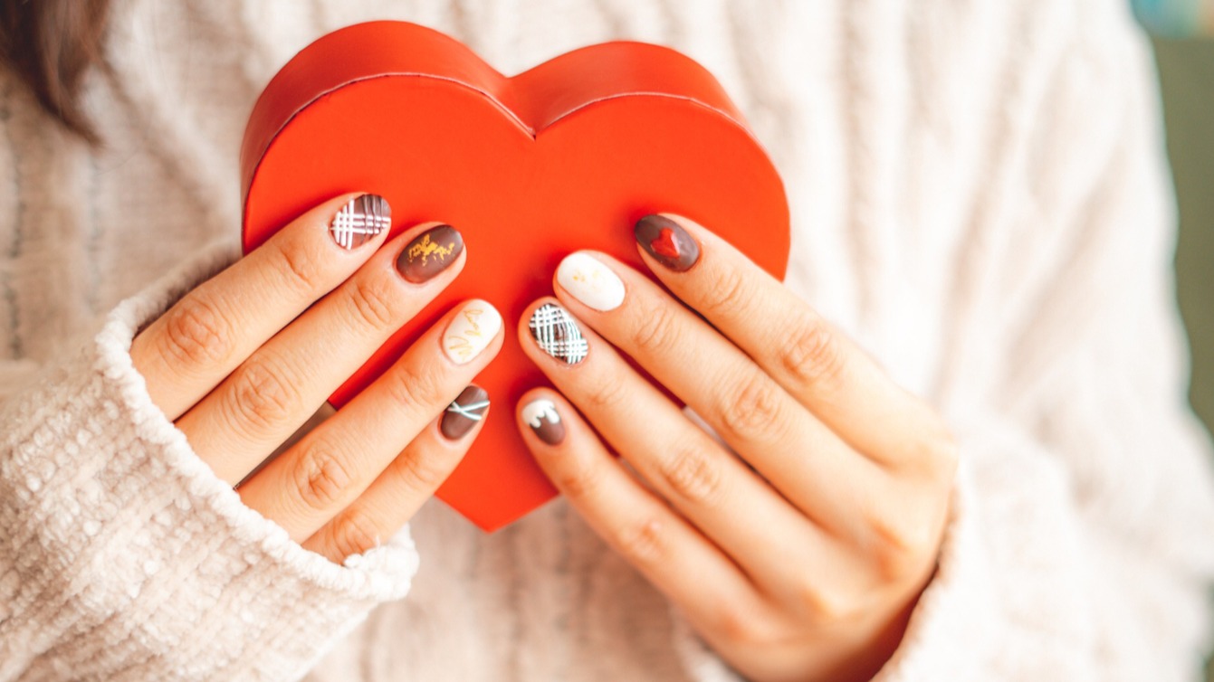 為什麼情人節日本是女生送男生巧克力？日本情人節文化大公開