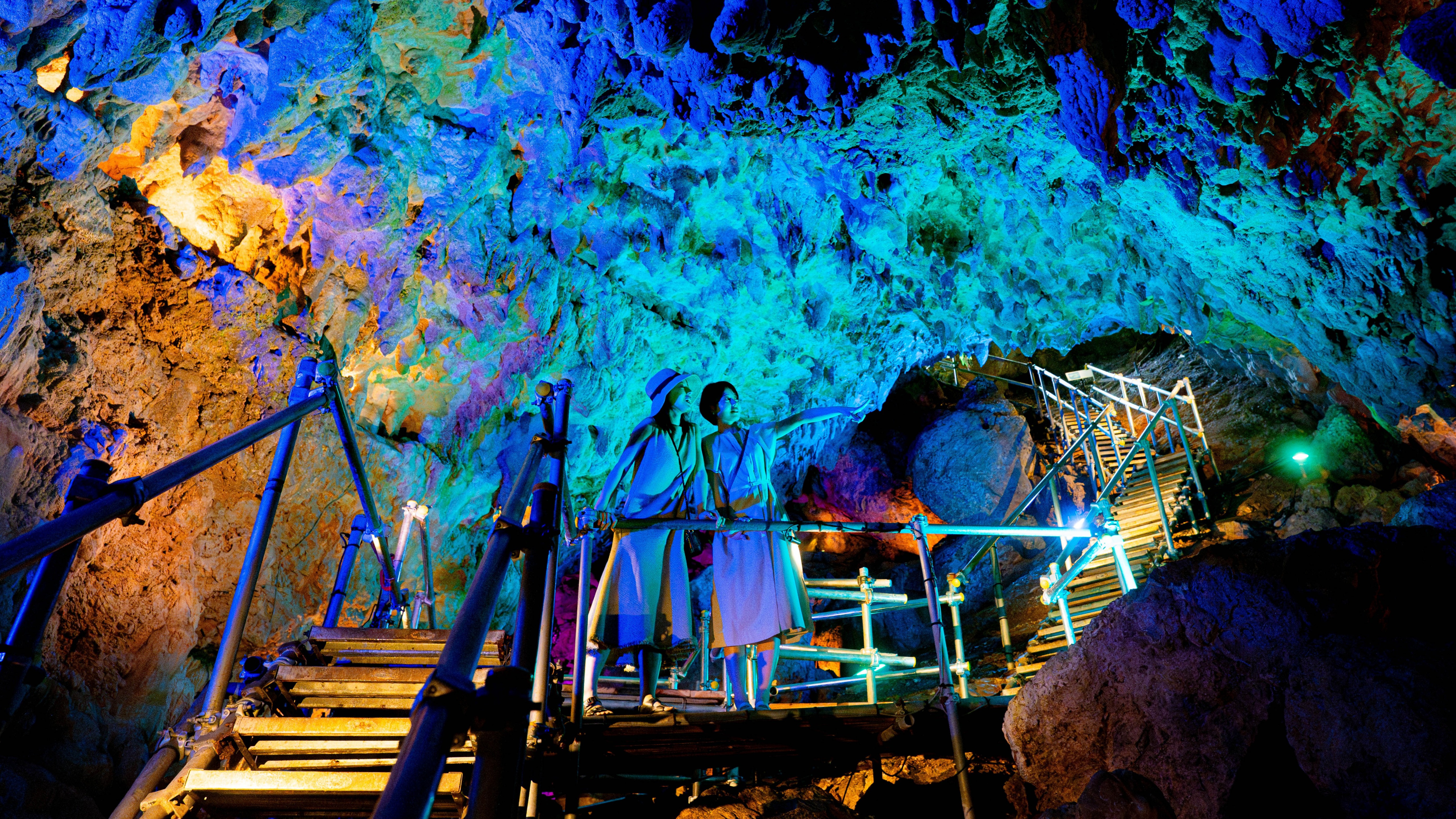 沖繩北部／中部地區皆可輕鬆抵達！ 一起來到人氣飆升的觀光設施「CAVE OKINAWA」享受大自然的魅力吧！