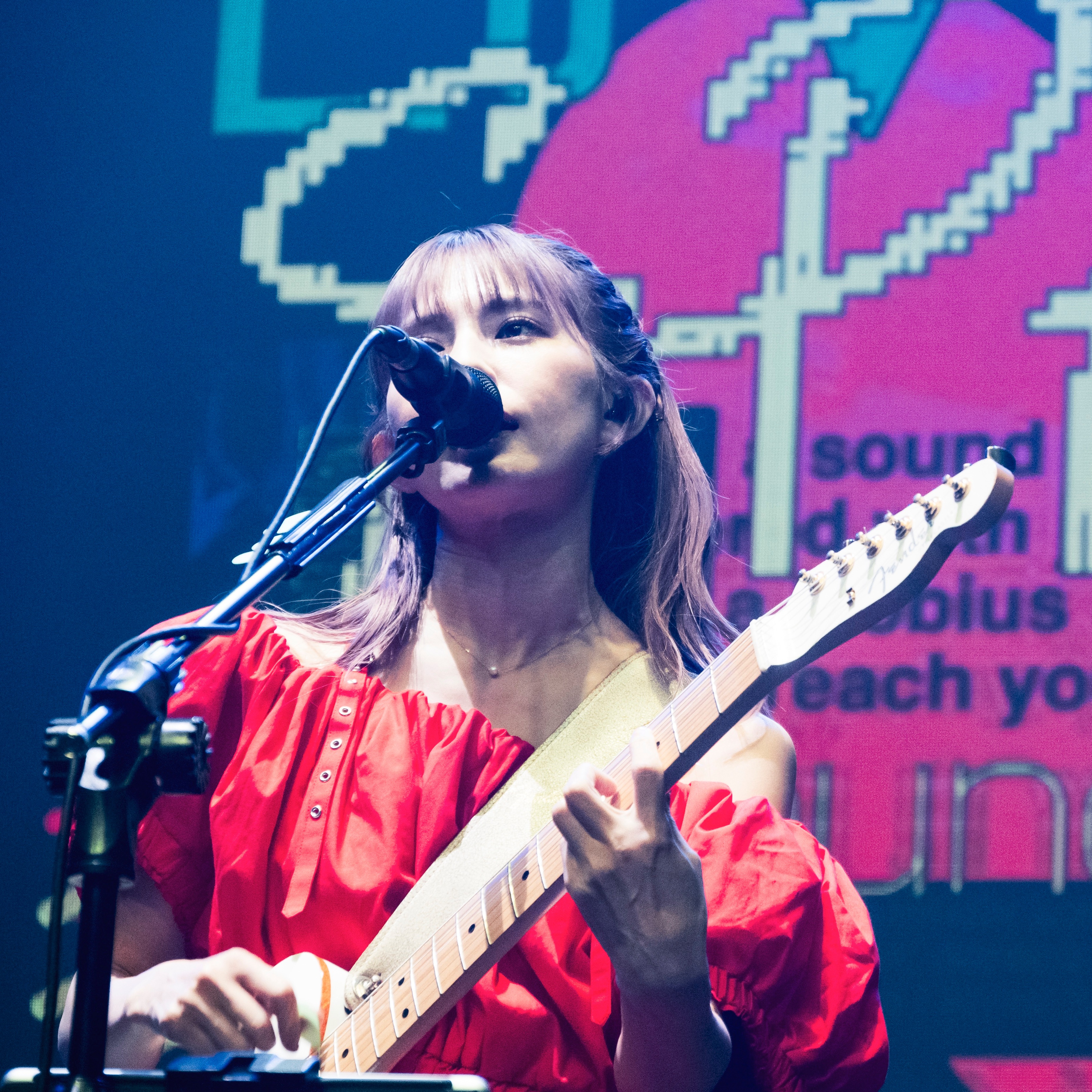 日本國民女子樂團SCANDAL高雄開唱！團員大讚白糖粿好吃，更與歌迷一同大喊「吼搭啦！」