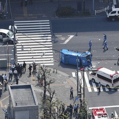 「上級國民」引發的暴衝車禍?凸顯高齡駕車危機的「東池袋汽車暴走事故」