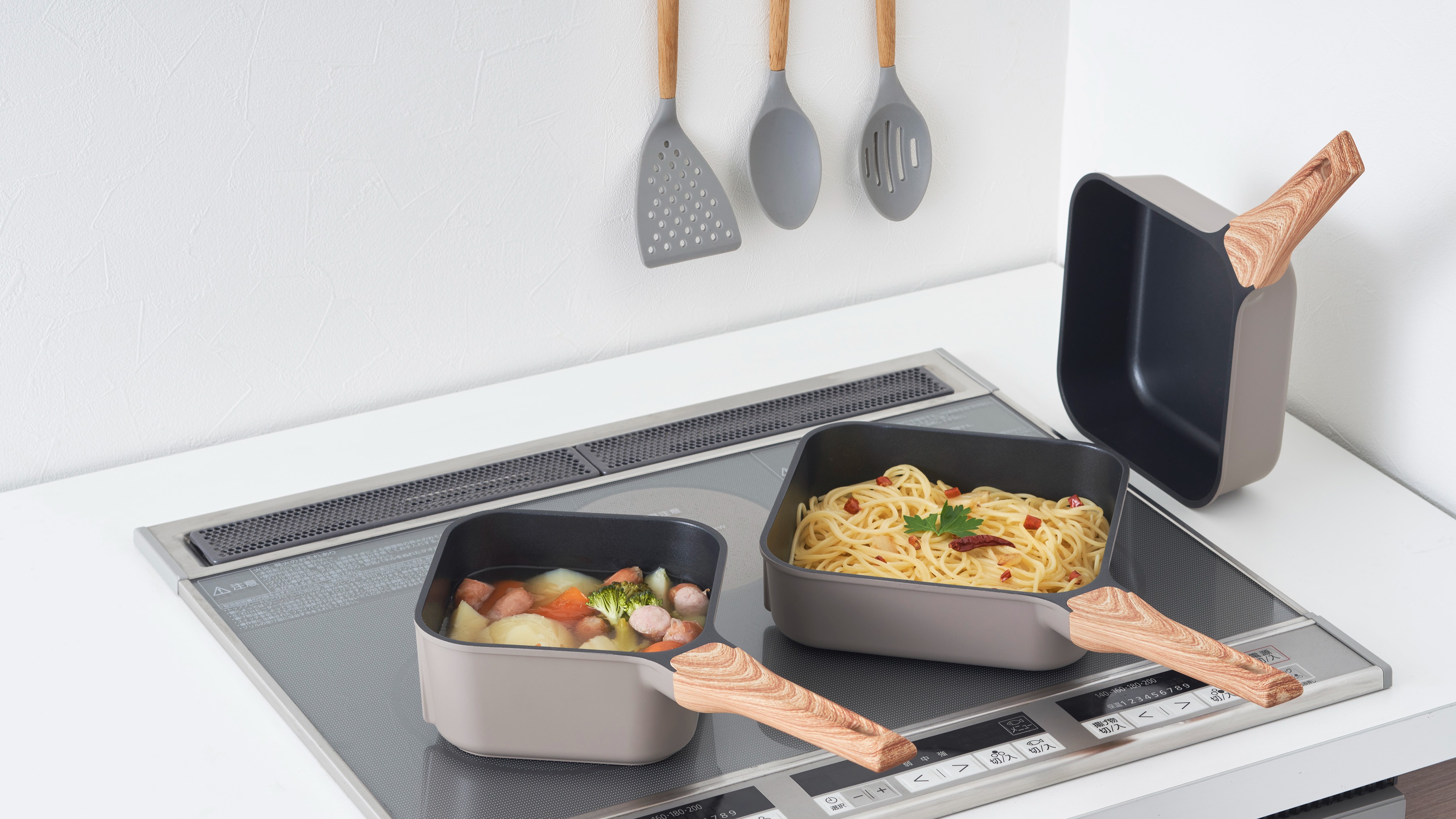 日本話題「sutto」方形四角鍋具超熱賣！奶茶灰＋木紋柄絕美新色必須擁有