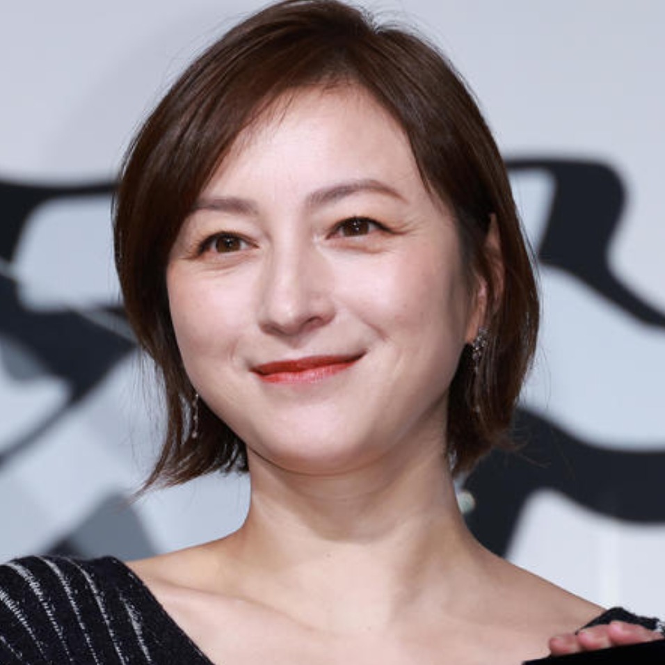 最佳母親獎有詛咒嗎？廣末涼子承認外遇親筆致歉引發風波