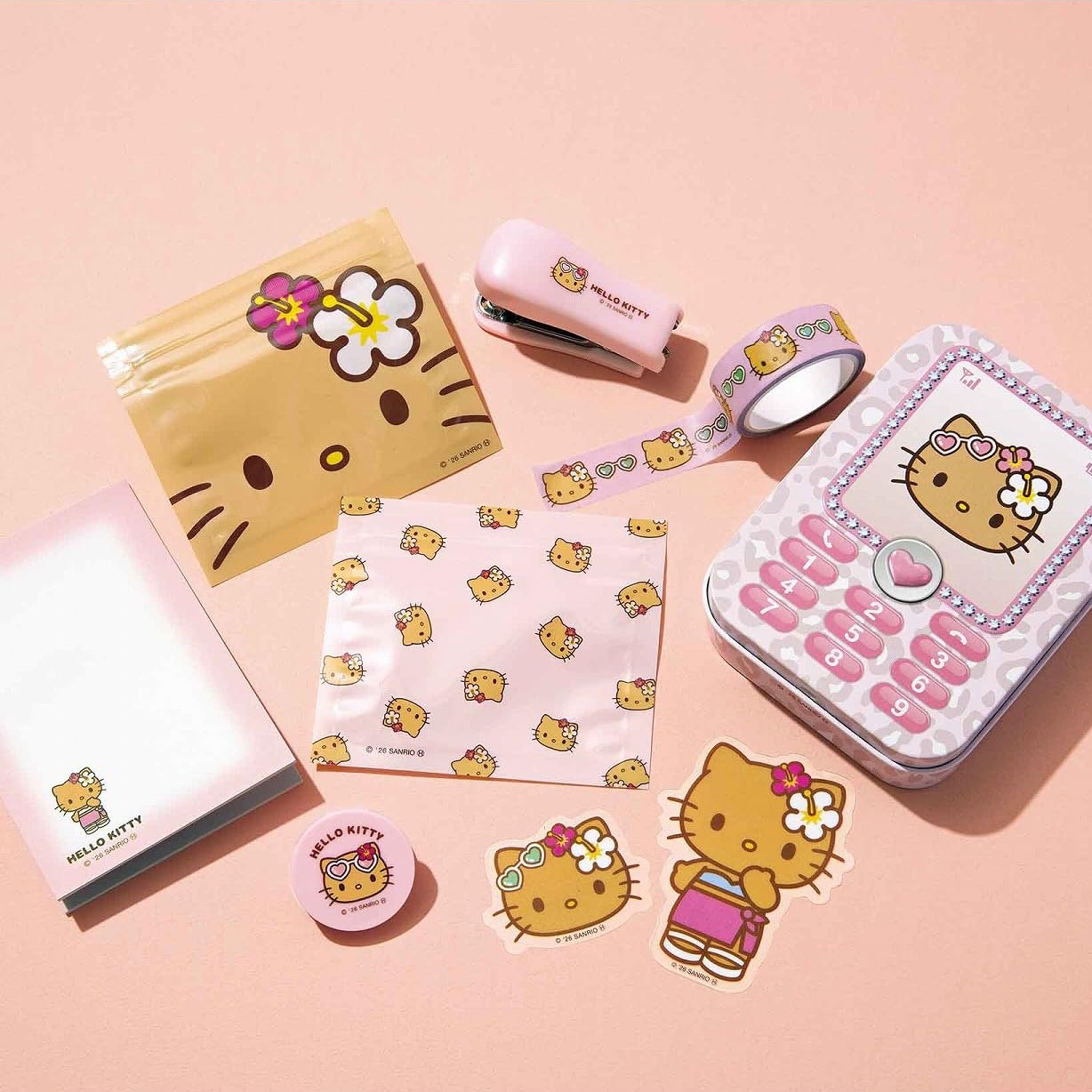 日本雜誌贈品2026年8月最新情報！夏天一定要有的曬黑KITTY與話題聯名一次看