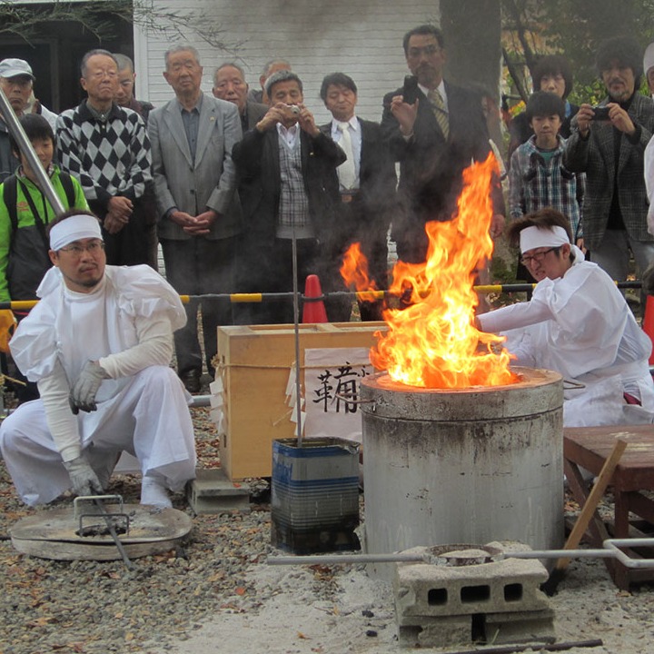 能讓人致富的橘子?屬於打鐵師傅們的日本祭典「鞴祭」(ふいごまつり)是什麼?