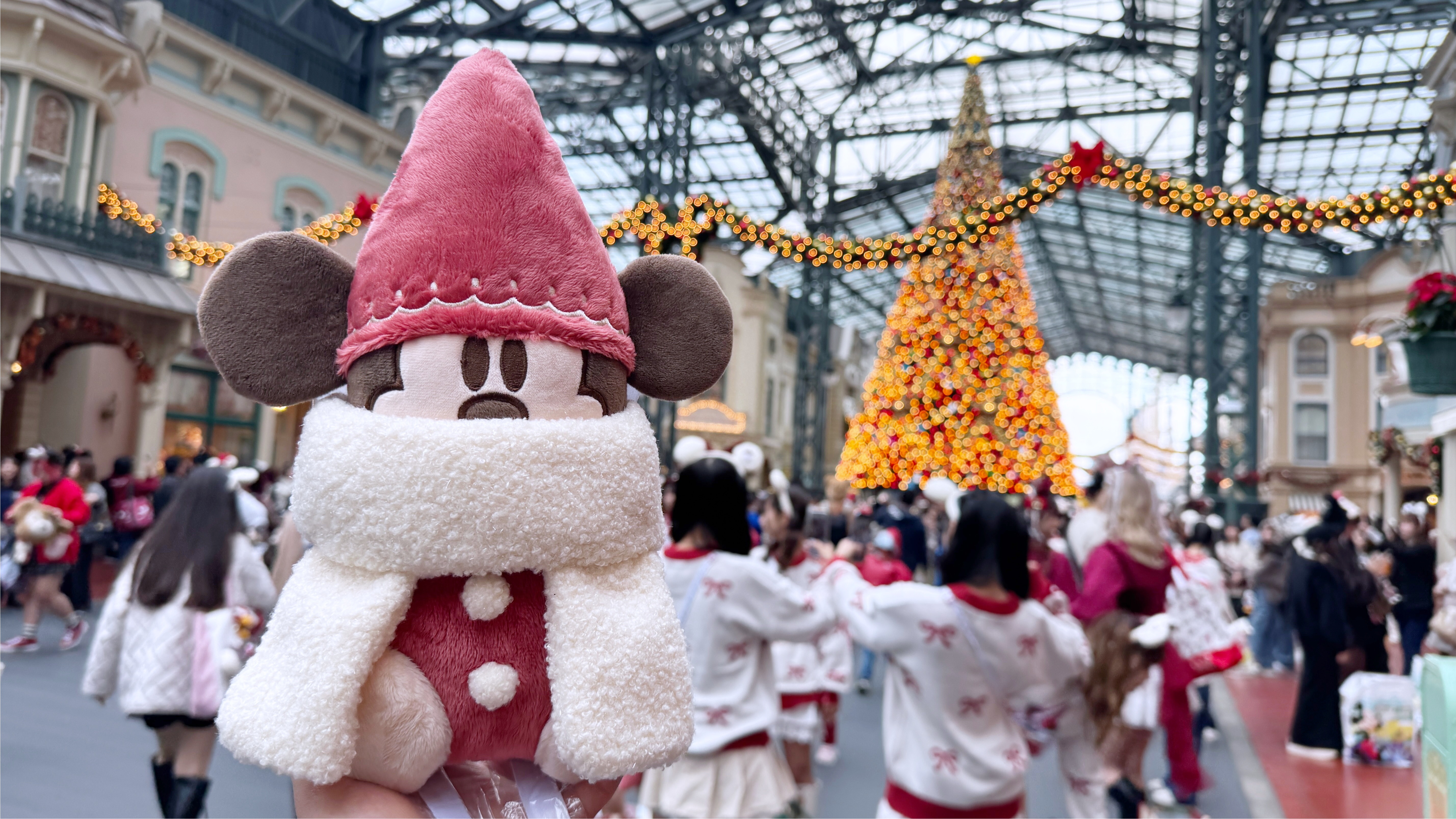 迪士尼樂園聖誕節活動才會現身的神祕角色？聖誕精靈「Li’l RingRing」限定周邊今年也來啦！