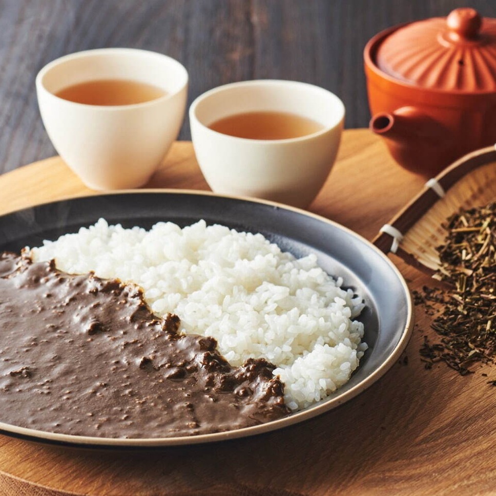 伊藤久右衛門推出豪華新品!烘焙茶咖哩 V.S. 抹茶咖哩,今晚你想吃哪道?