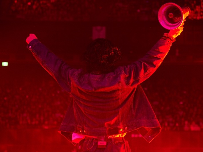 【現場報導】鬼才樂團 King Gnu 初台灣專場熱演29曲誠意十足！經典抒情曲讓人經歷何謂「大型心碎現場」