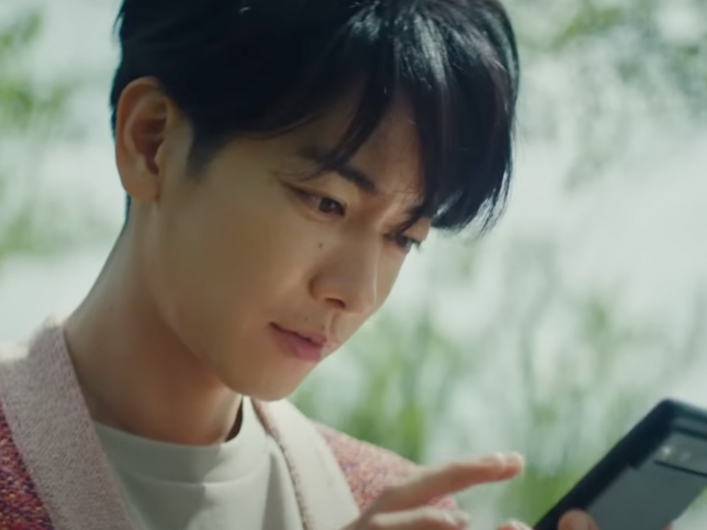 佐藤健和橋本環奈接連展現熱衷於遊戲的一面！2022年6月日本最新人氣廣告5選