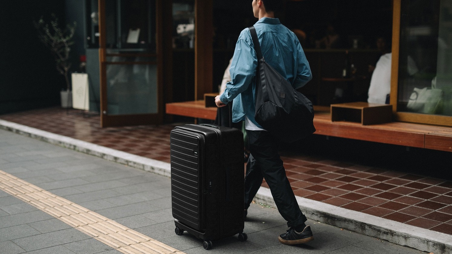 全黑穿搭控集合！不敗時髦黑 LOJEL 質感 CUBO+簡約 NIRU 演譯與眾不同的黑時尚