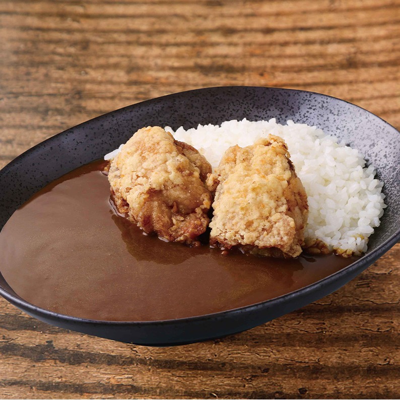 吉野家推全新系列超濃郁日式黑咖哩飯、日式唐揚雞！搭上和風美食季還有機會抽機票？