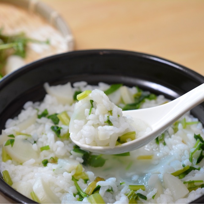 新年狂歡之後來碗粥吧！日本一月七日傳統習俗「七草粥」