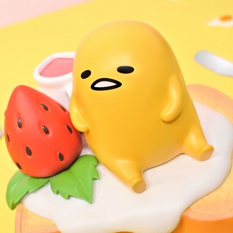 全台限量300組蛋黃哥公仔！GUDETAMA蛋黃哥快閃限定主題店躺進高雄 獨家推出史上最Q「蛋黃哥草莓生吐司公仔」一定要搶回家