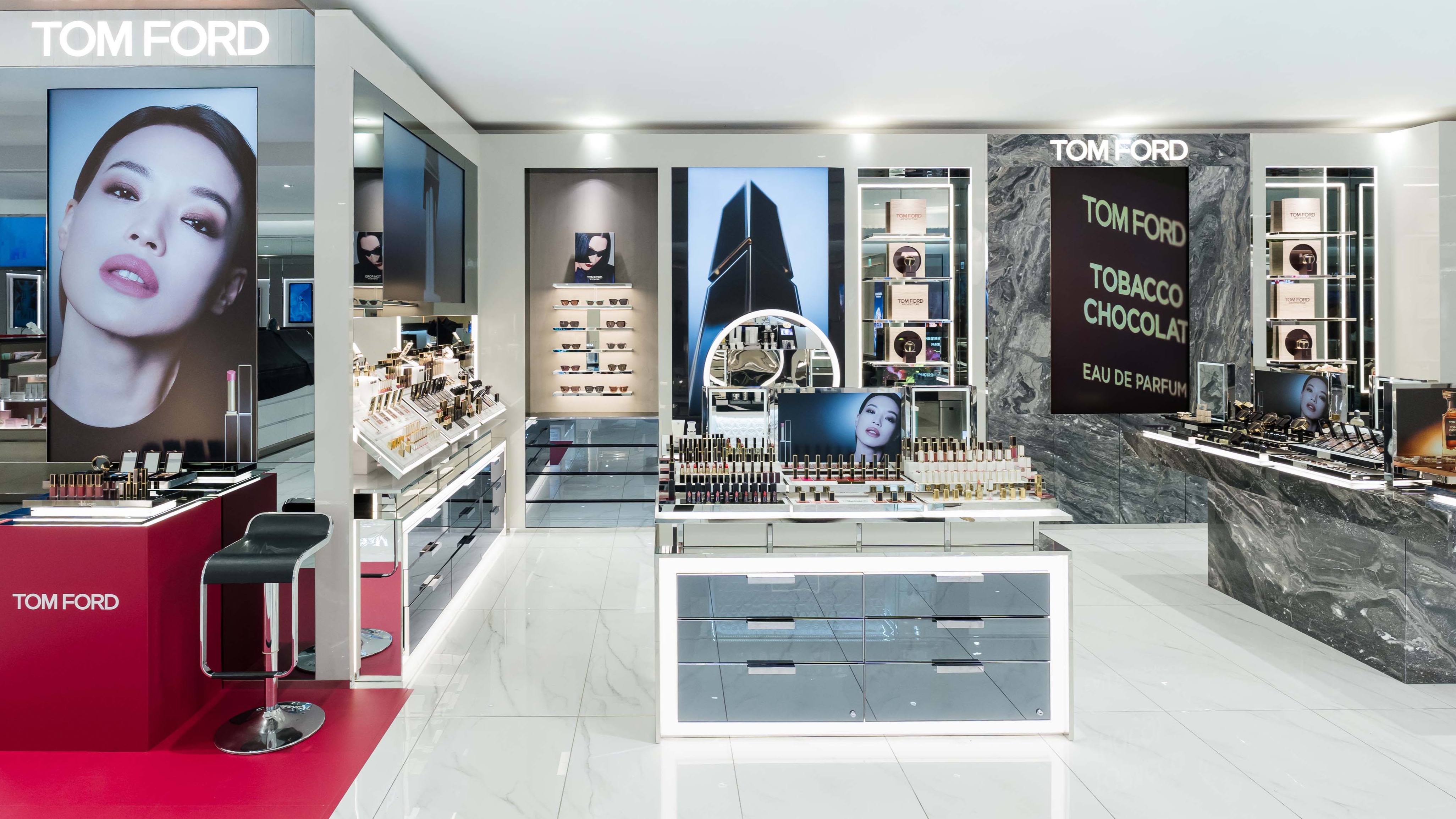 全台第一家！TOM FORD眼鏡＋彩妝概念店開了，舒淇同款一次買