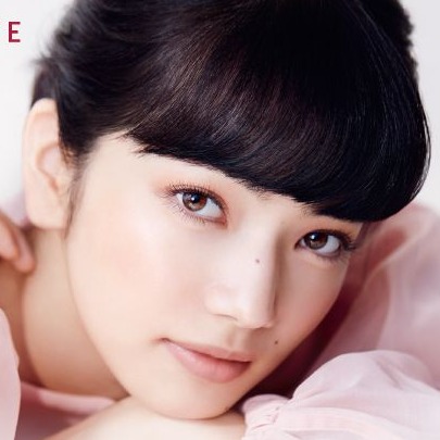 日本女星小松菜奈晉身幸福人妻  打造滿分幸福顏3大重點 原來是靠「這些」