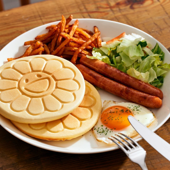 2021日本男性雜誌贈品秋季最新情報 村上隆小花造型平底鍋開訂啦！