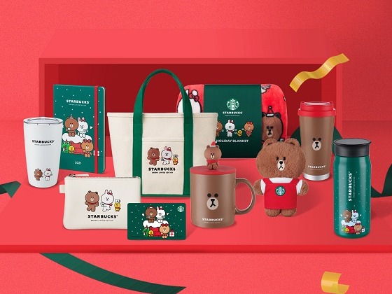 星巴克重磅聯名商品登場！星巴克XLINE FRIENDS 讓熊大兔兔陪你過耶誕節