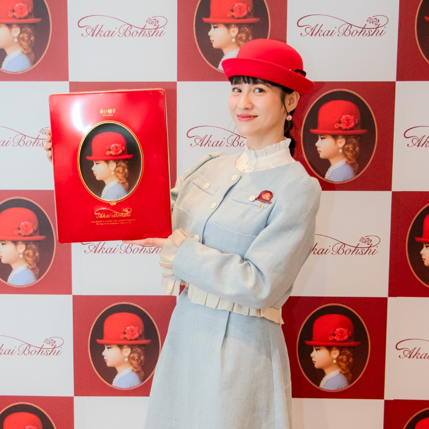 「紅帽子(AKAI BOHSHI)」正式更名十週年 台北品牌概念店全新開幕 文青女神連俞涵現身記者會同慶