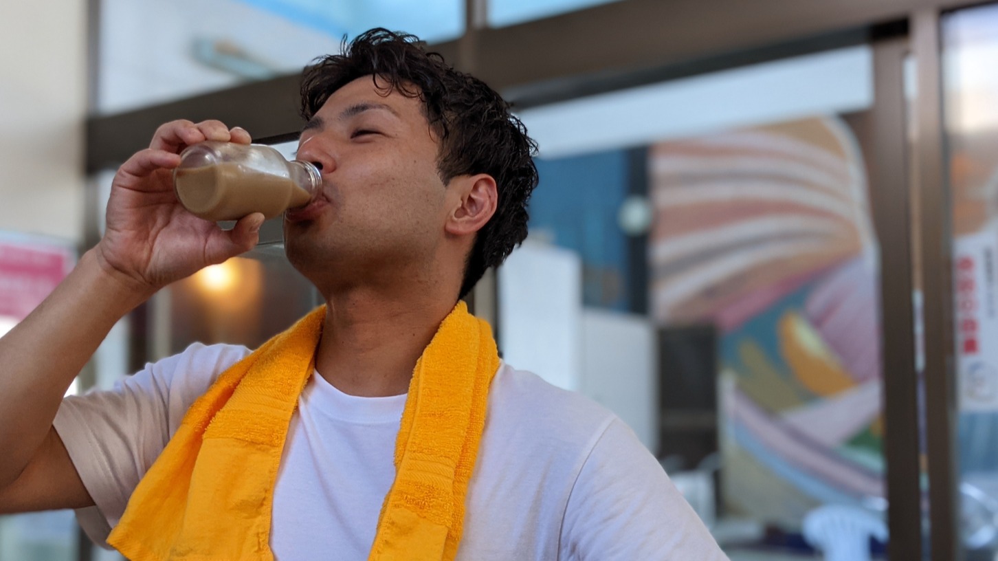 為什麼日本人泡完錢湯之後要喝咖啡牛奶？背後的歷史故事一次看