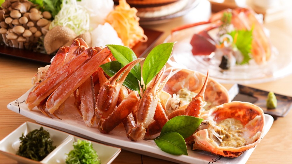 泡湯吃蟹太幸福！城崎溫泉松葉蟹全面解禁 全蟹宴奢華回歸 展開極致的冬季味覺旅程