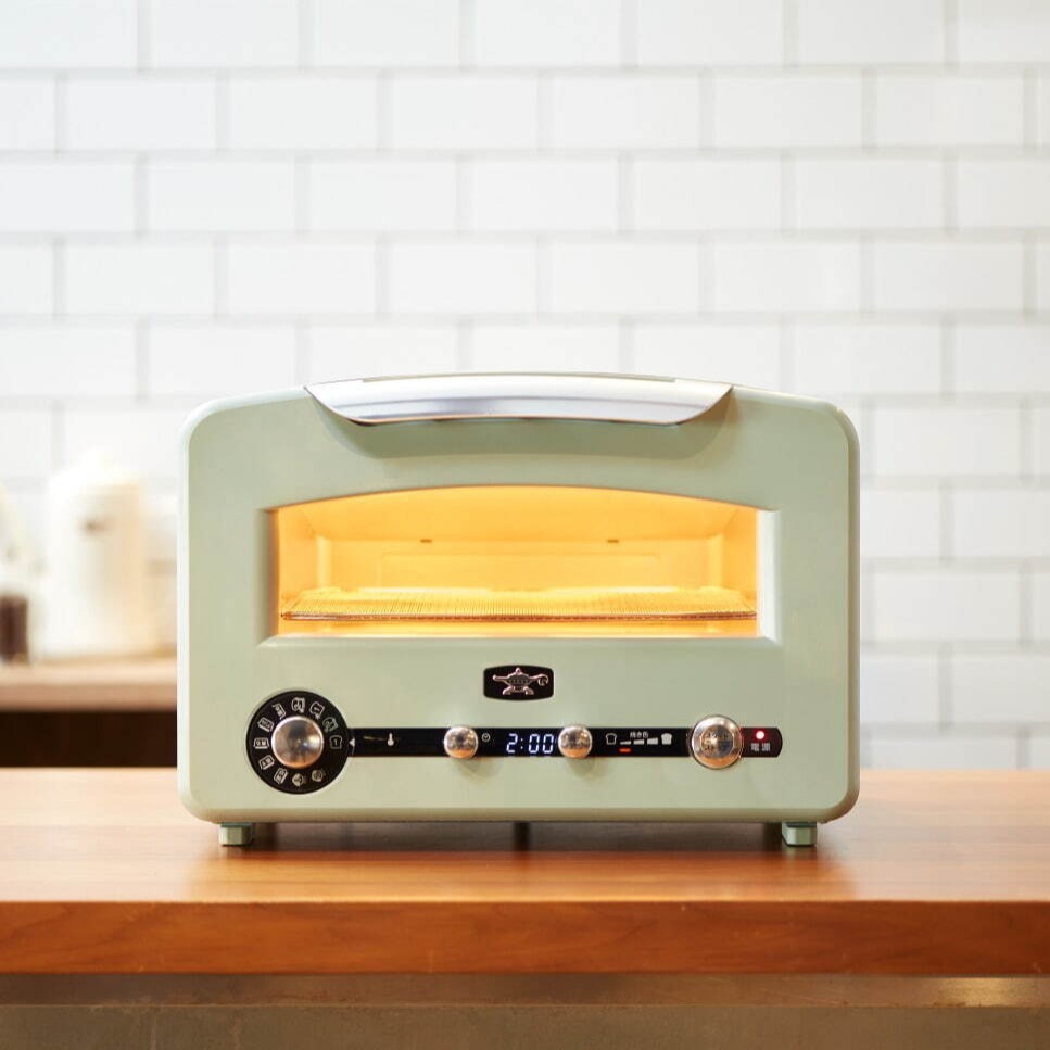 阿拉丁烤箱再進化！蒸煮烤炊一台搞定，最適合單身或小家庭。