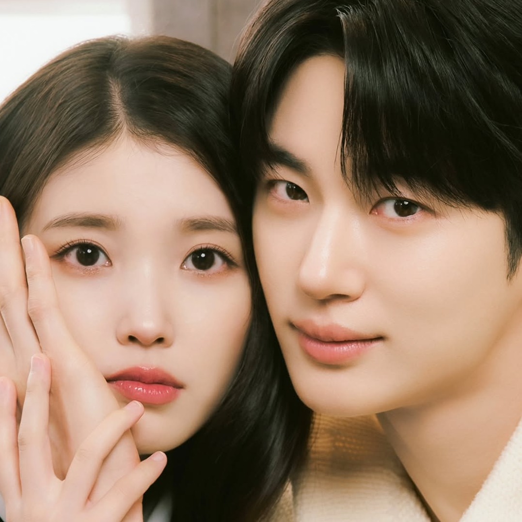 IU 32歲長這樣太誇張！《21世紀大君夫人》童顏背後秘密曝光，6招常態逆齡保養+初戀感妝容一次學