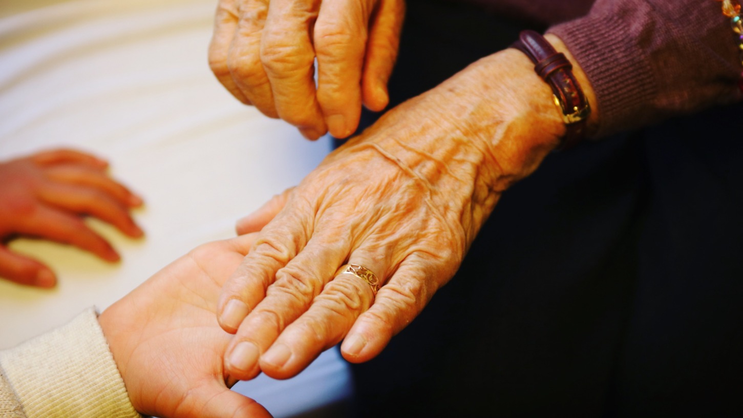 老了就要把人丟掉？日本流傳已久的「姨捨山」傳說背後代表著什麼傷心的故事與意涵？