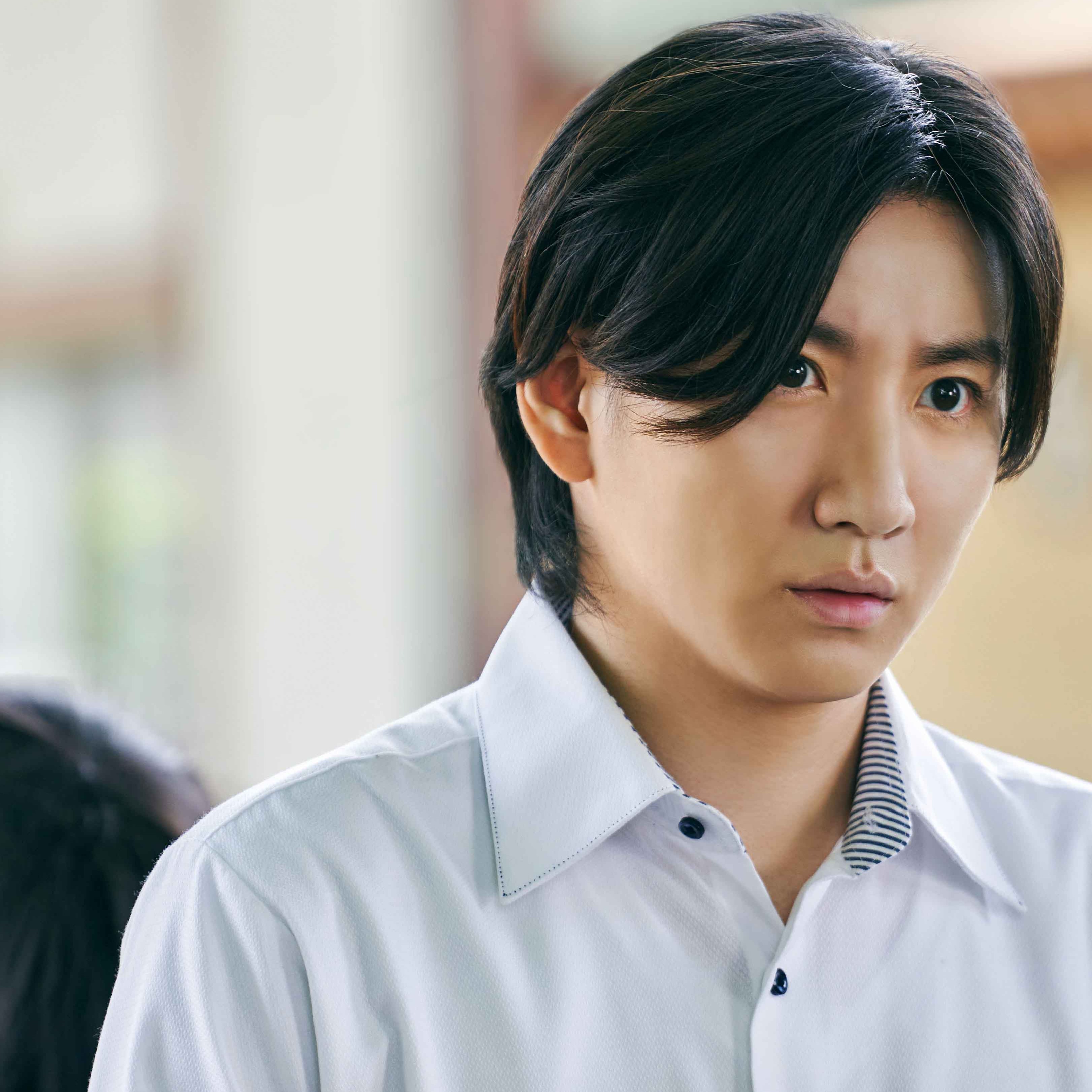 京本大我化身女生班代課老師 格格不入驚呼「她們好青春！」 《陰陽眼見子》10月3日全台上映