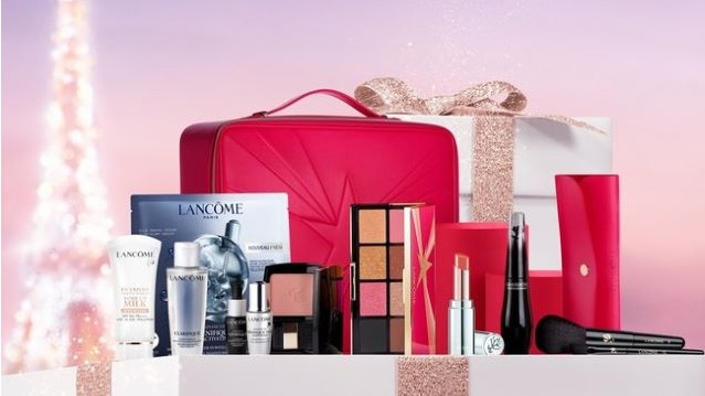 2021年聖誕限定彩妝特輯 秋冬的妝容趨勢看聖誕彩妝就知道！