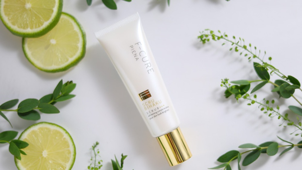 日本淡斑神器解密！保養控必補貨款「FC金蓋淡斑筆」連李佳穎也愛用