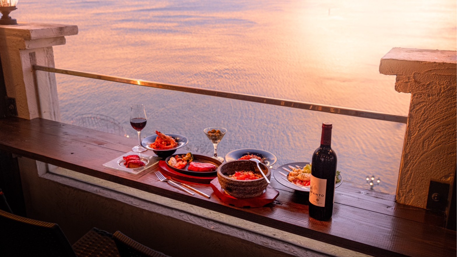 能盡情享受沖繩美國村夕陽美景！正宗日本和牛與BBQ美味料理的人氣餐廳在這裡