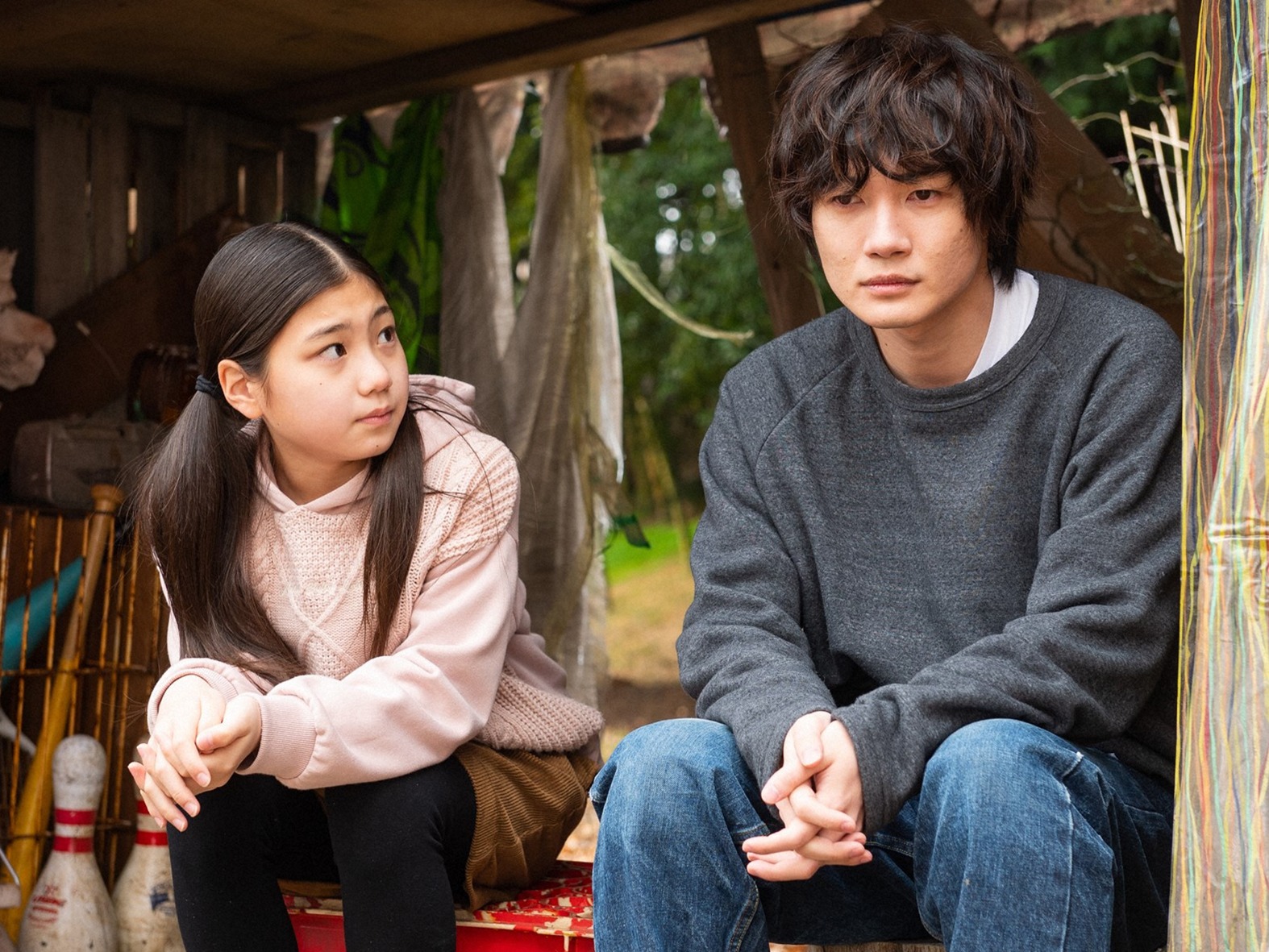 穩坐日劇滿足度冠亞軍！《勿說是推理》最衰爆炸頭對決最強童星《妻子變成小學生。》