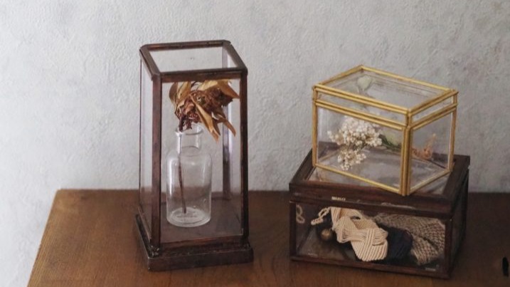 日本百圓商店小物大改造！讓便宜塑膠盒變身華麗的古董風收納盒