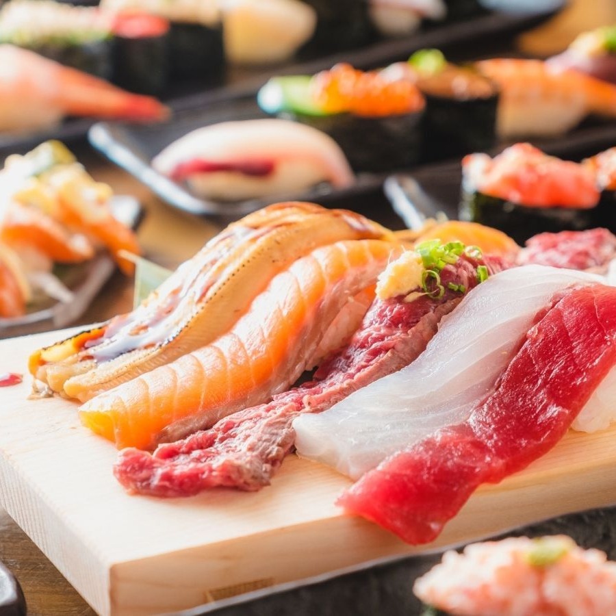 FUJIYAMA TOKYO進駐大阪梅田！巨型壽司超吸睛，還有帝王蟹豪邁吃到飽