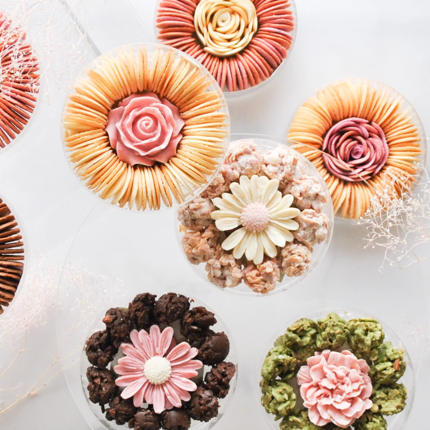 【新店速報】日本2025年3月新開幕推薦店5選！美到不行的玫瑰貓舌餅乾一躍成為東京車站購買首選