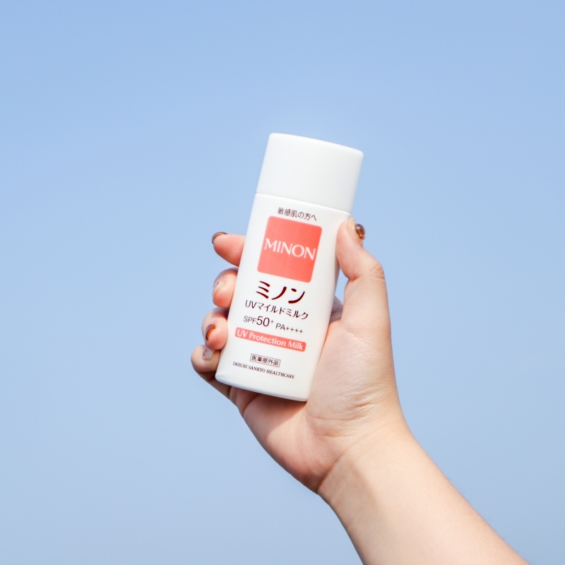 揭秘日本人心目中的完美防曬乳：敏感肌、大人及嬰孩的健康都交給MINON守護吧！