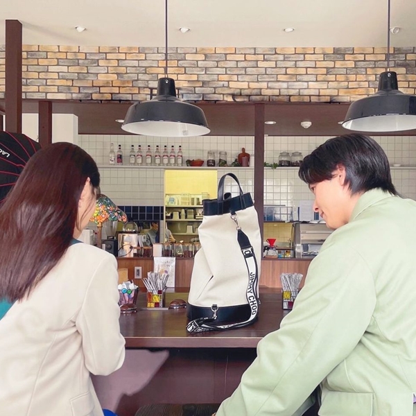 羽男律師穿的通通都是高級貨!日劇《石子與羽男》中村倫也背過的包包