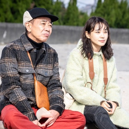 2024冬季日劇推薦《春暖花開的那一天》:細膩刻劃父女倆的最後三個月