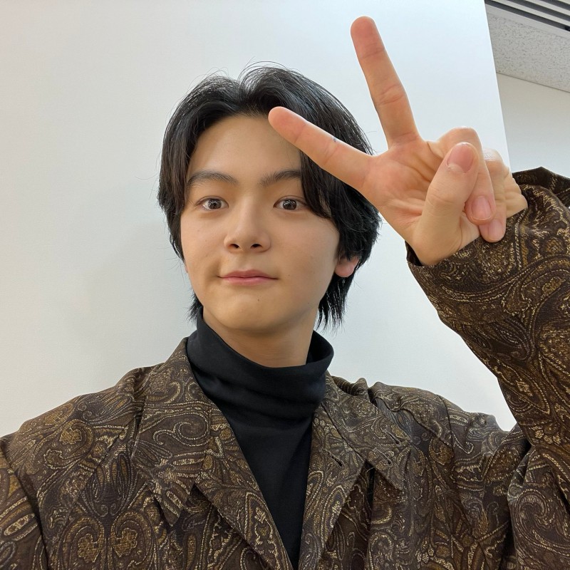 認識次世代演員齋藤潤:從《去唱卡拉OK吧!》到《花牌情緣:巡》的耀眼戲劇之路