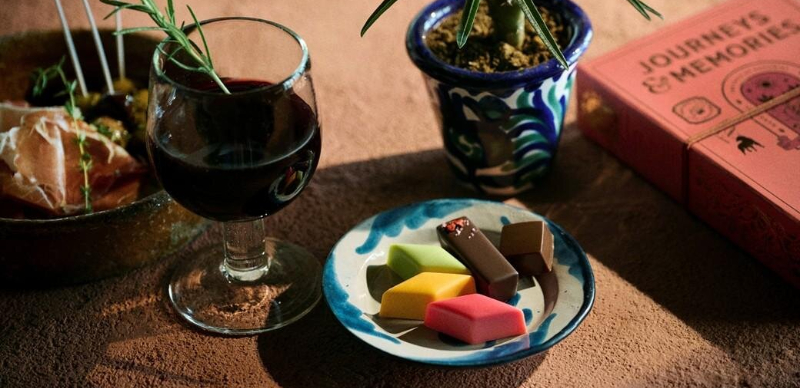 Morozoff 2026 年情人節「旅行回憶」巧克力盒全新設計，這次還多了旅行企鵝罐！