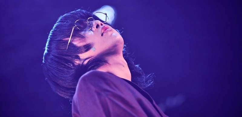 日本創作新星 AKASAKI 台灣首場圓滿落幕，現象級歌曲〈Bunny Girl〉帶領觀眾嗨唱搖擺