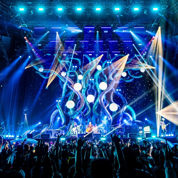 GLAY《FREEDOM ONLY》演唱會新舊名曲譜出夢幻歌單！270元超優惠台灣線上票價別錯過