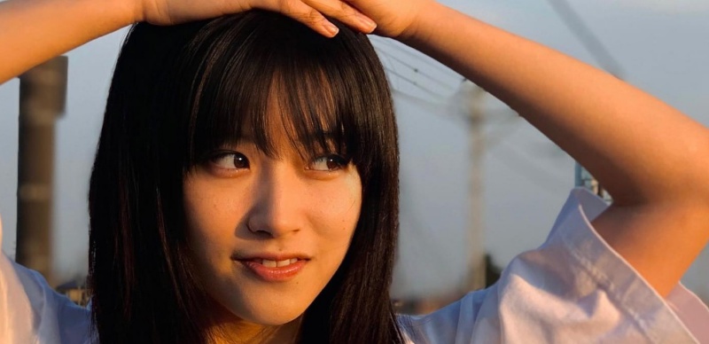 日本新生代美少女演員片岡凜，在日劇《解謊偵探少女》《女法官大人》表現出色亮眼！