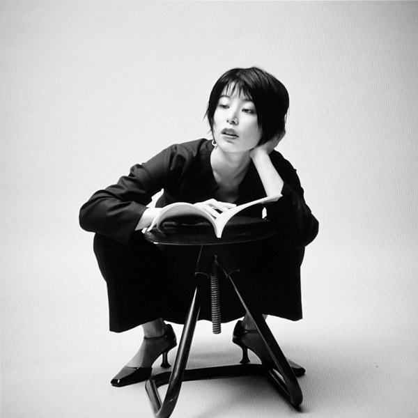 日劇《我們之間沒有的》裡的打工女孩!勇於挑戰大膽題材的演員佐藤穗奈美