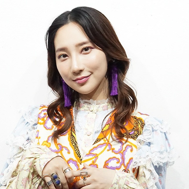 全方位藝人演員「初夏優香」在大河劇《致光之君》生動詮釋平安時代才女清少納言！